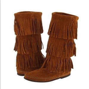 Minnetonka 3-Layer Fringe Boot